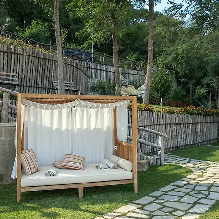 Villa Claudia SantʼAgata sui Due Golfi